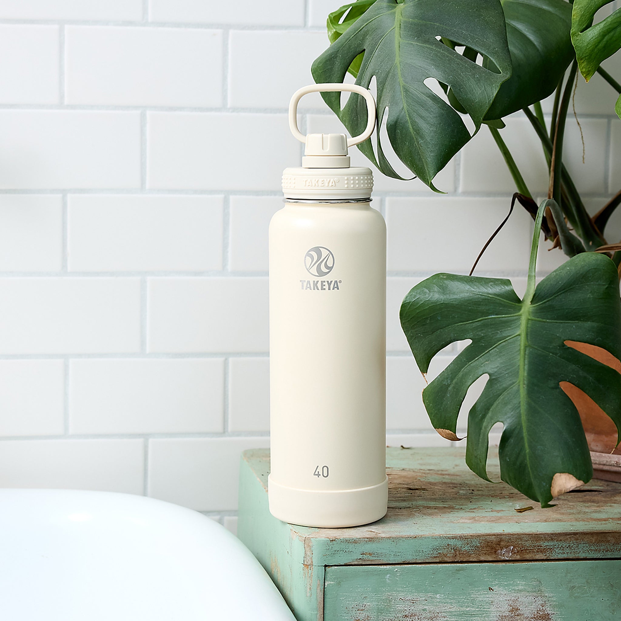 Actives Water Bottle With Spout Lid