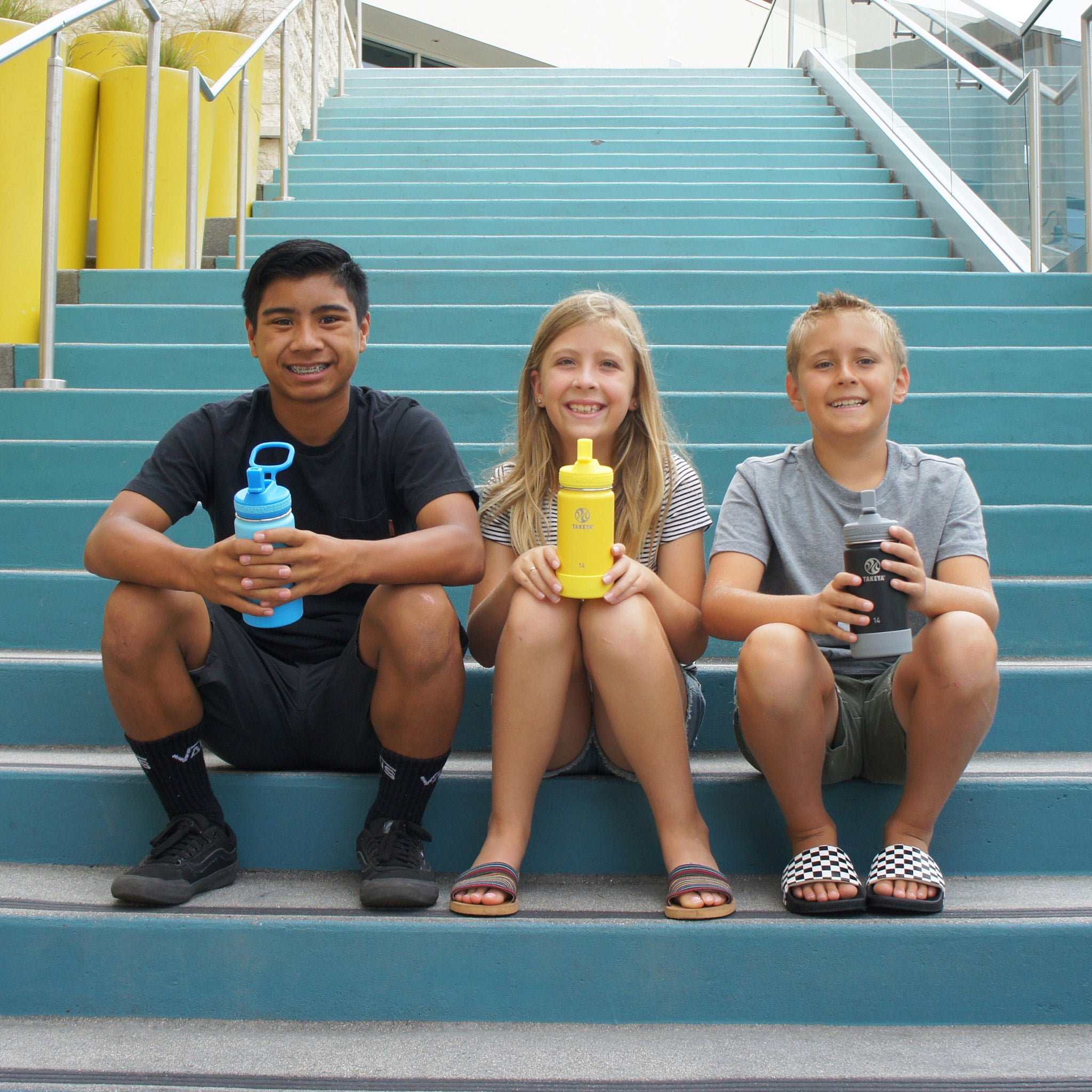 Actives Kids Water Bottle With Straw Lid