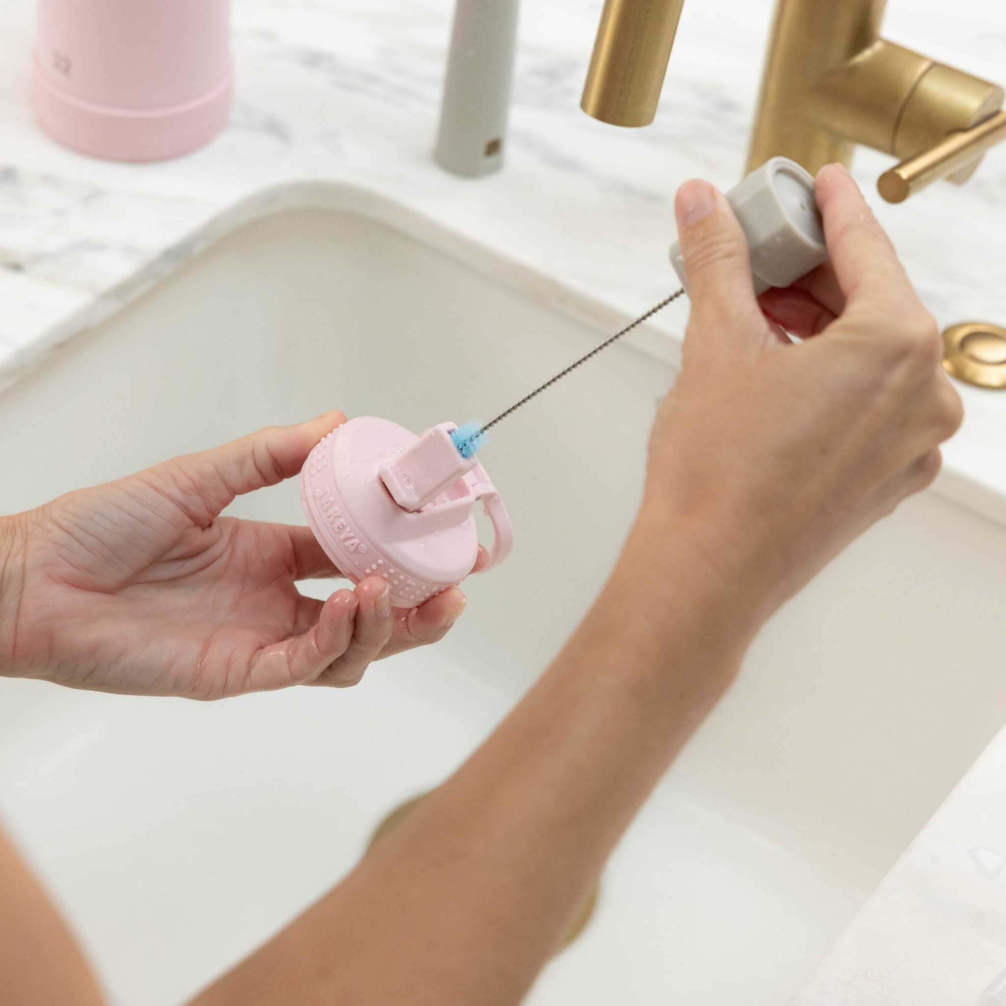 2-in-1 Bottle Cleaning Brush