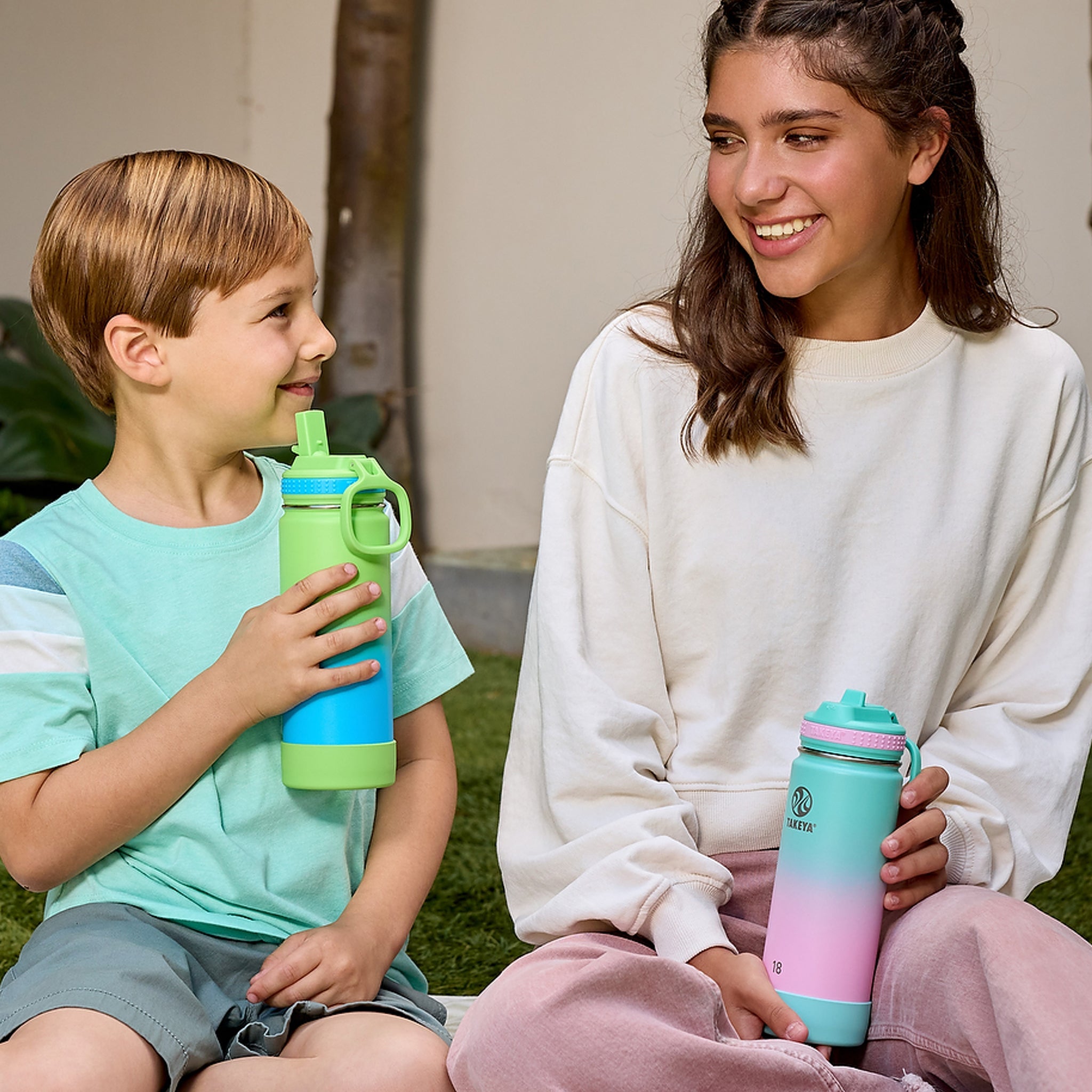 Actives Water Bottle With Straw Lid